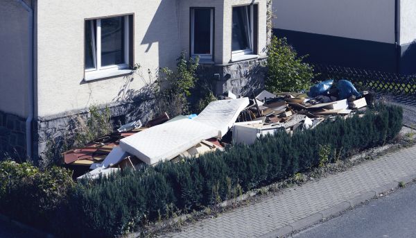 Yard Junk Removal in Champaign